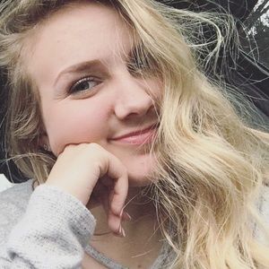 Meet your Posher, Aly